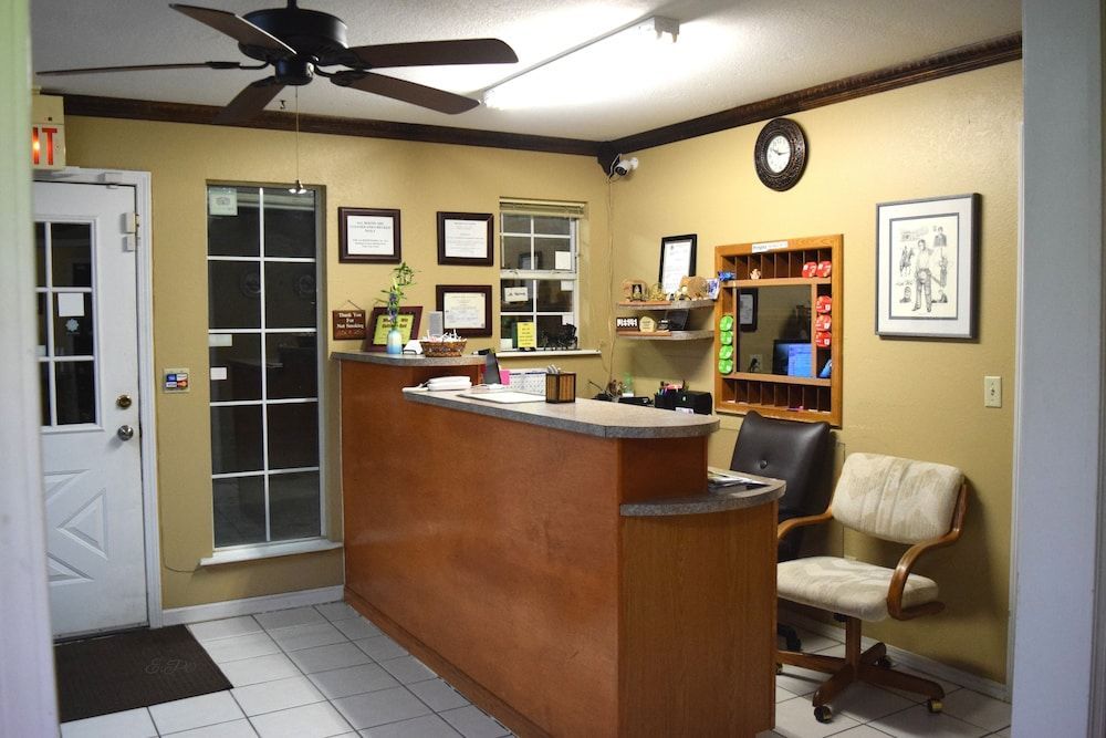 Claremore Motor Inn 2