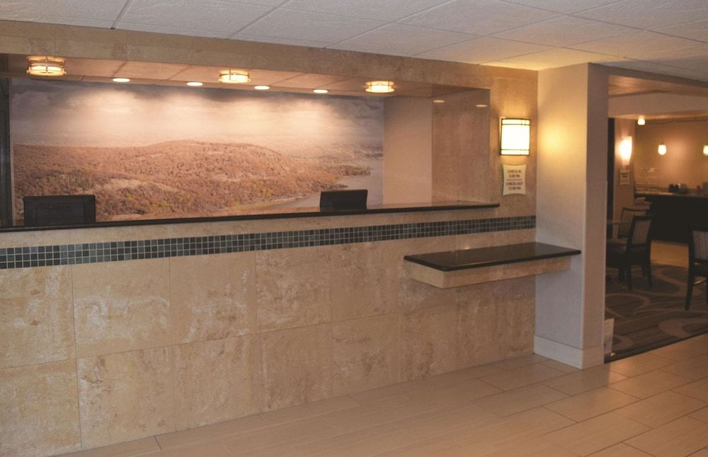 La Quinta Inn by Wyndham Binghamton - Johnson City 2