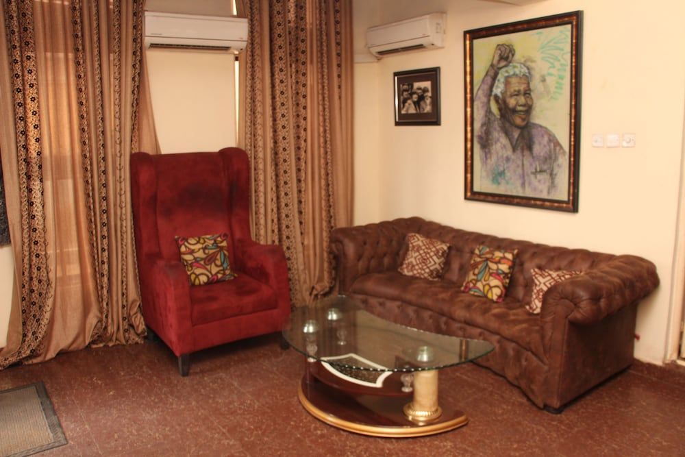 Sapphire Guest House 2