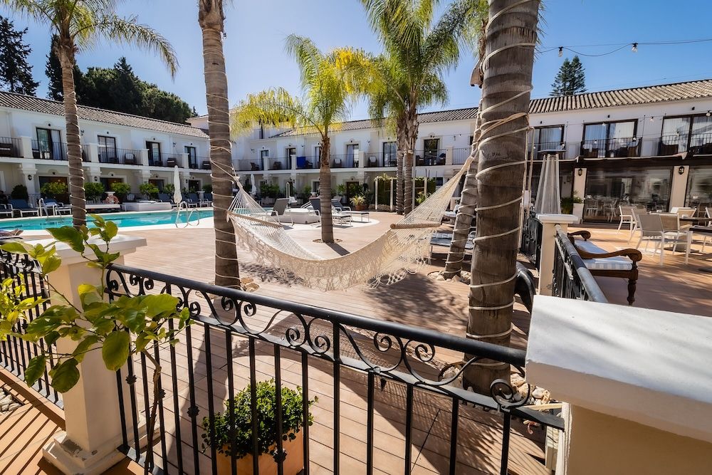 Paloma Blanca Boutique Hotel 1
