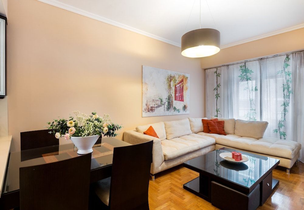 Acropolis Stylish Suite 1