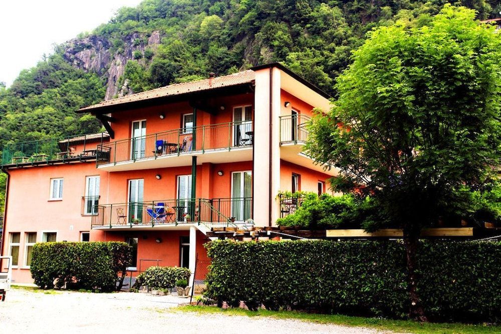 Apartment Lake Maggiore - ITALIA 1
