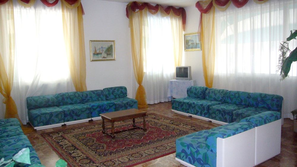 Hotel MaxiHeron 2