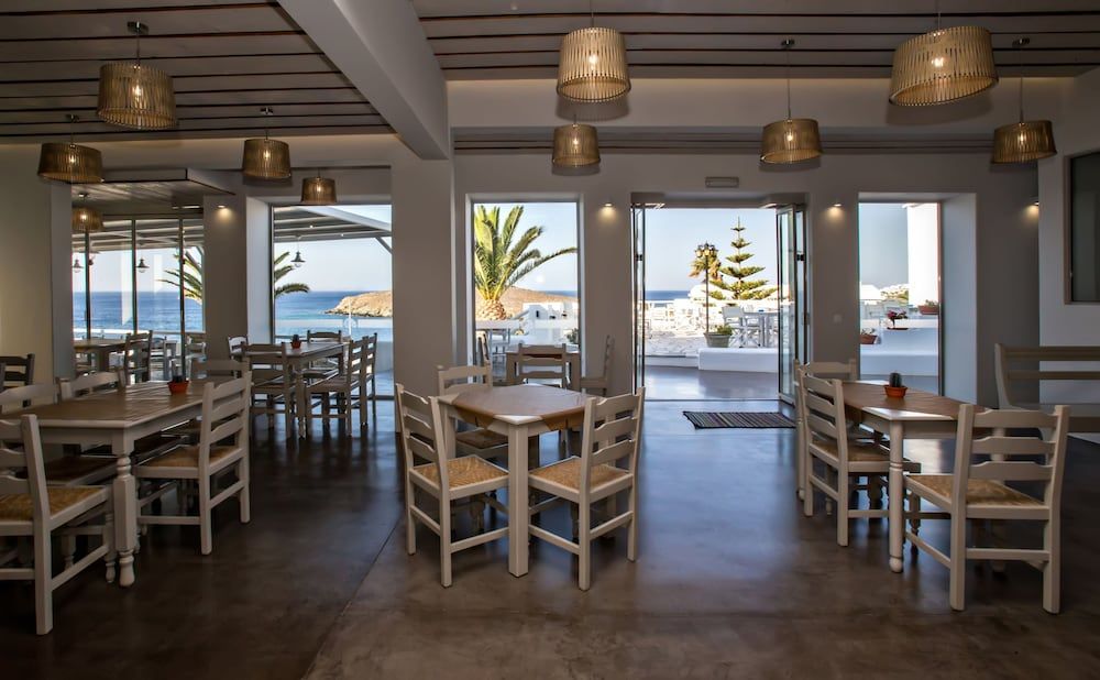 Porto Raphael Residences & Suites 2