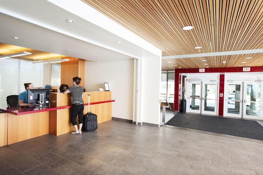 University of Calgary - Seasonal Residence 2