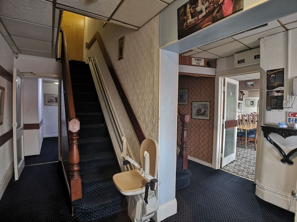 The Hopton Hotel 2
