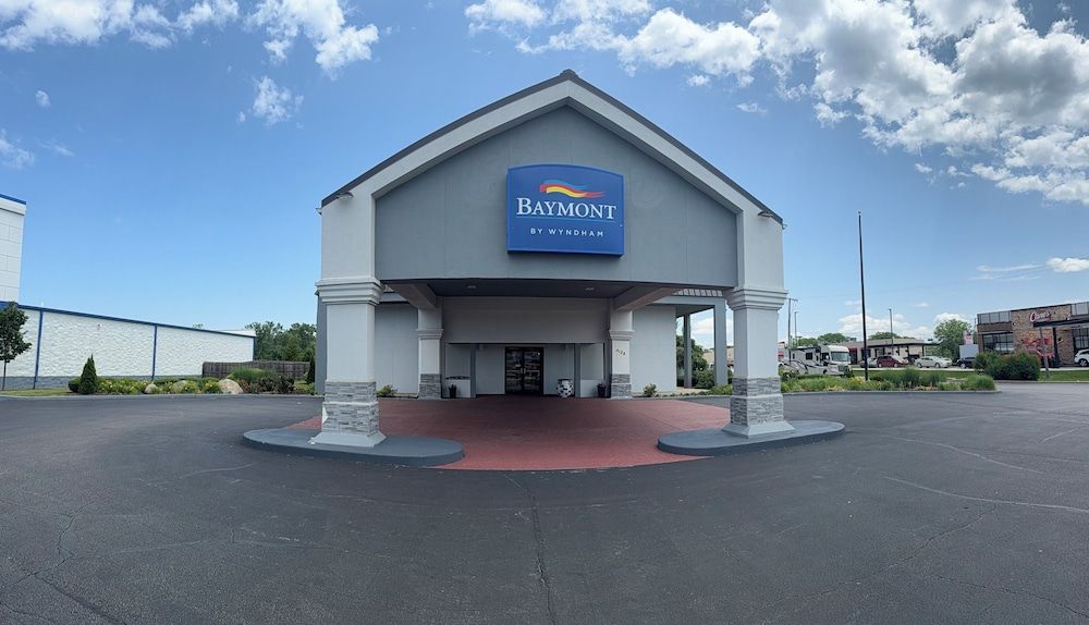 Baymont by Wyndham Michigan City 1