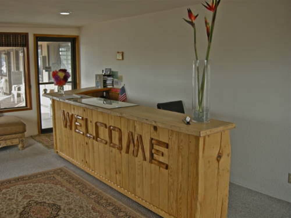 Red Lion Inn & Suites La Pine 1