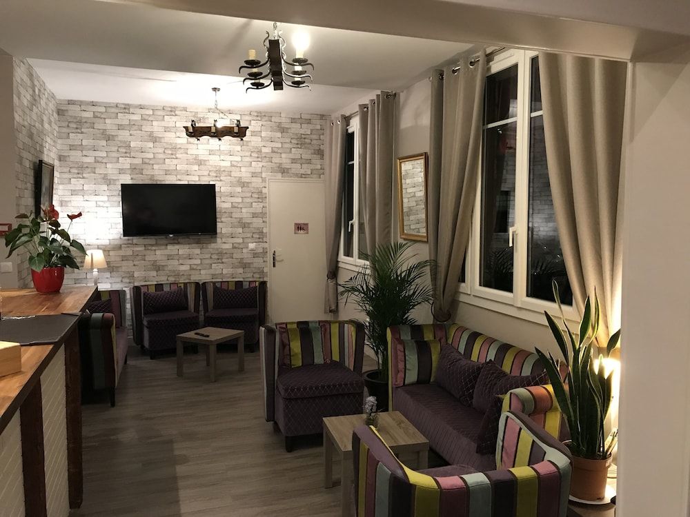 HÔTEL LES IRIS 1