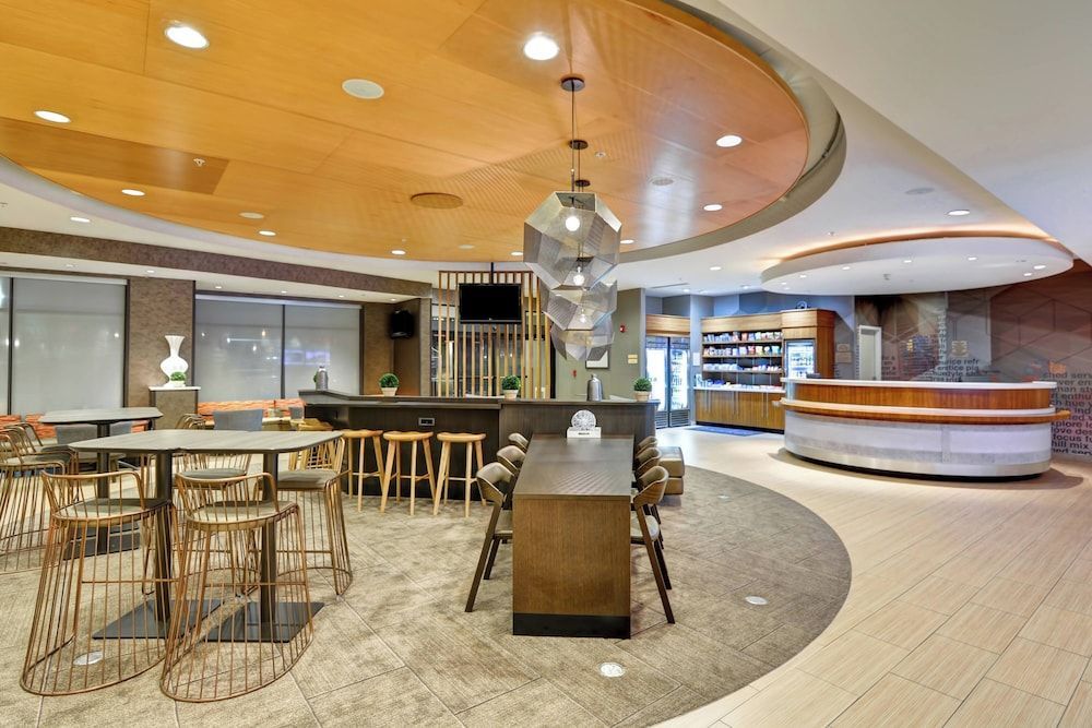 SpringHill Suites Cincinnati Airport South 2