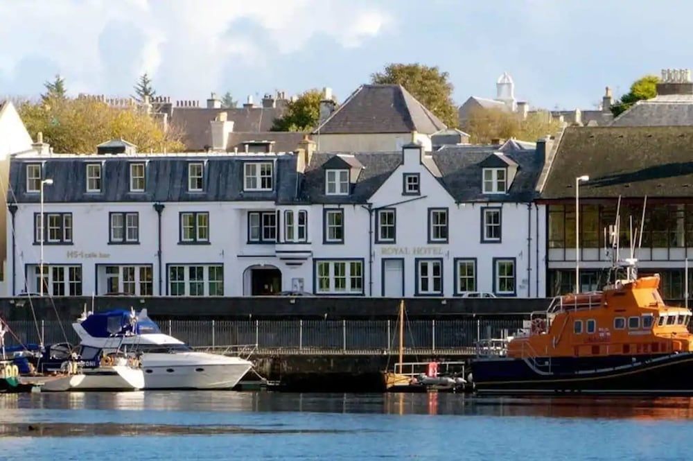 Royal Hotel 1