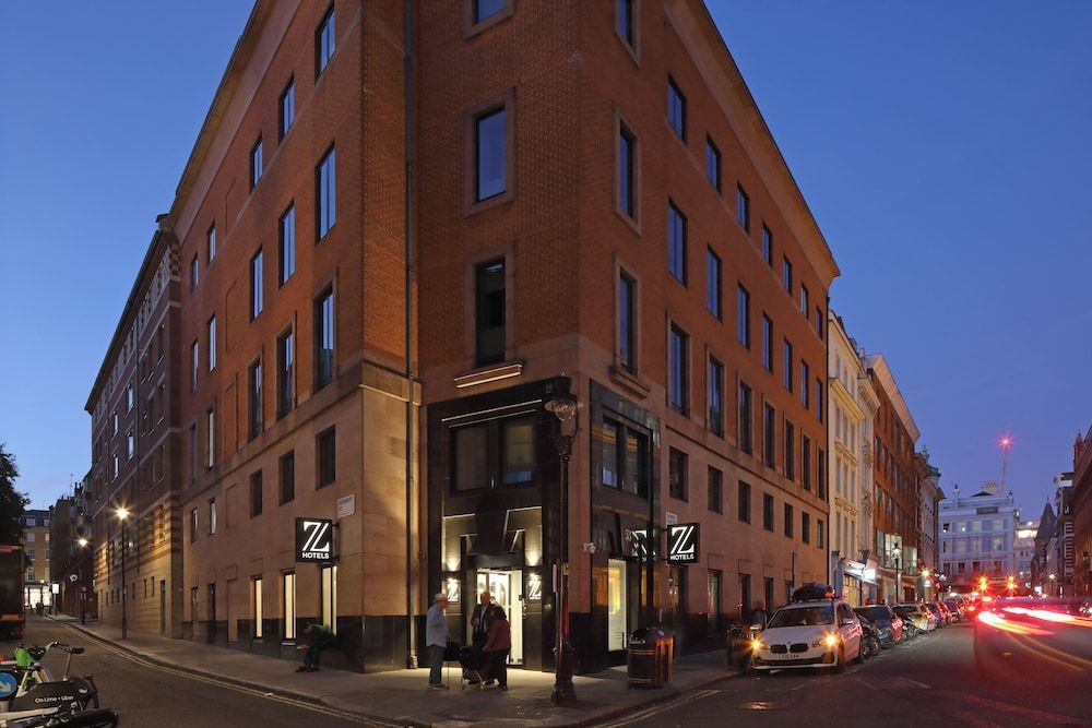 The Z Hotel Trafalgar 1