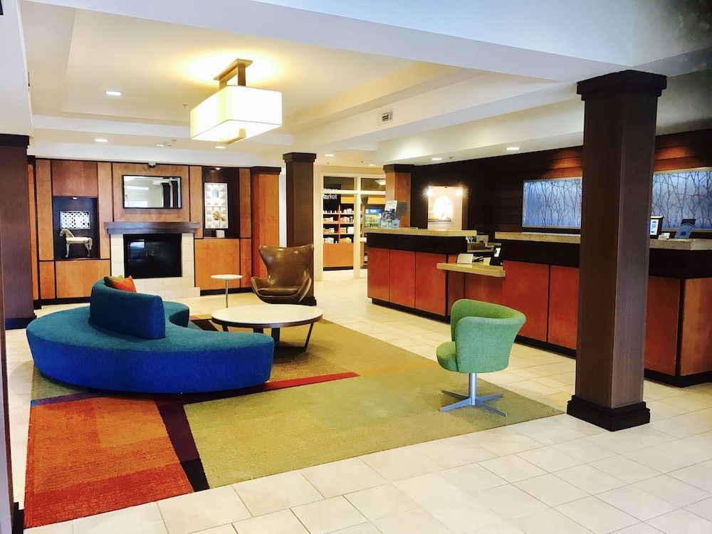 Fairfield Inn and Suites Sacramento Airport Natomas 1