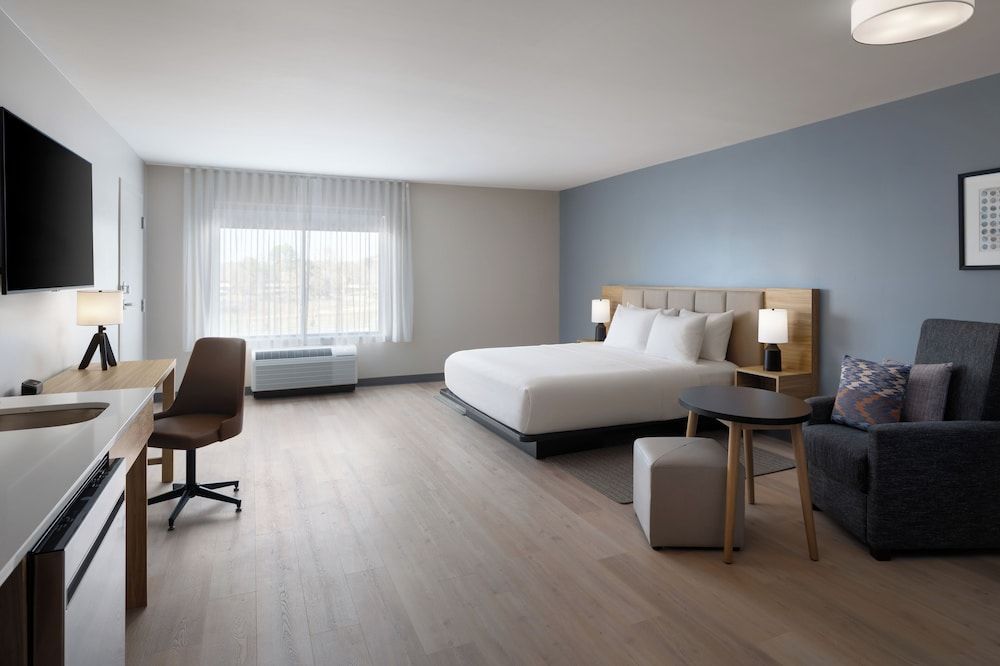 Hyatt Studios Mobile/Tillmans Corner 1