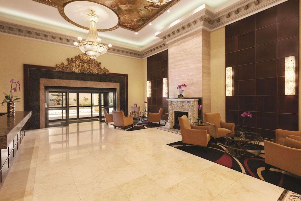 Radisson Hotel Toronto Airport West 2