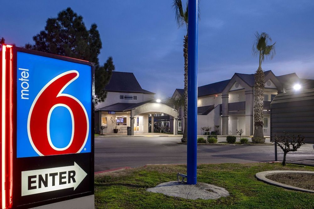 Motel 6-Buttonwillow, CA Central 1