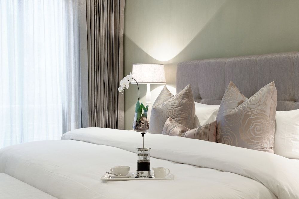 Sugar Hotel 1