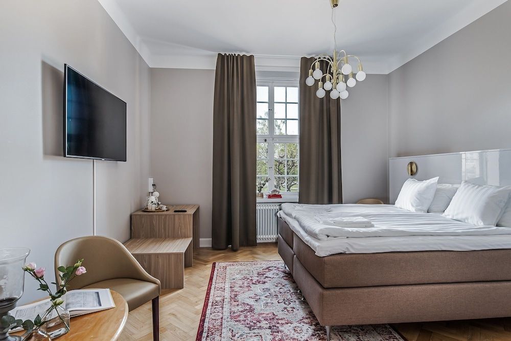 Livgrenadjärmässen Hotell-Fest-Konferens 1