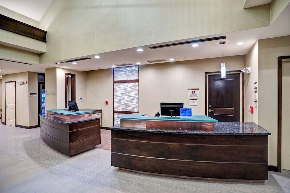 Residence Inn by Marriott Hamilton 2