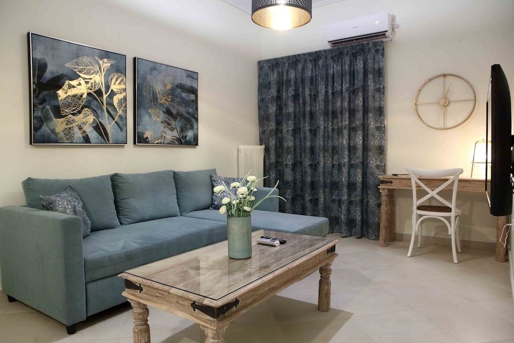 Best House Anakreontos 1