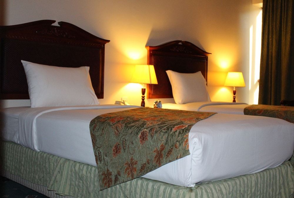 Mount Royal Hotel 1