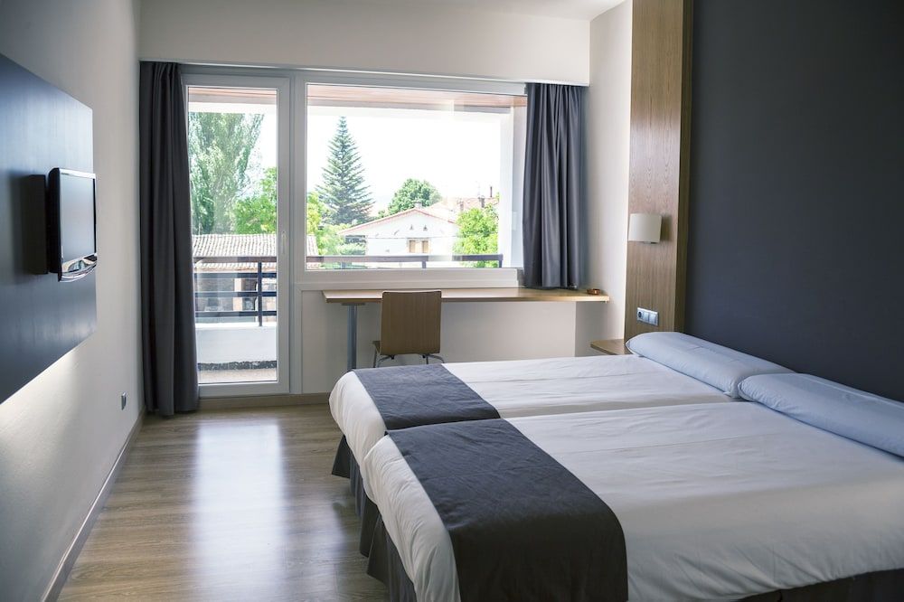 Hotel Jatorrena 1