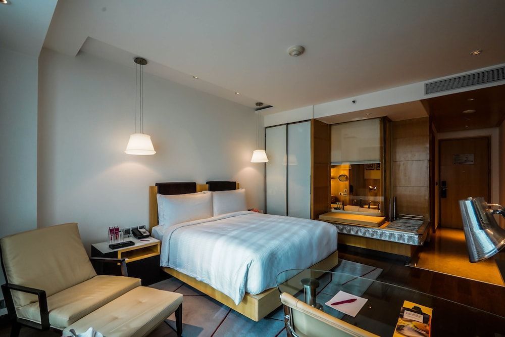 Crowne Plaza GREATER NOIDA by IHG 2