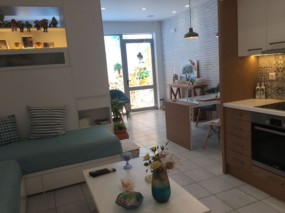 Asterias Studios & Apartments 2