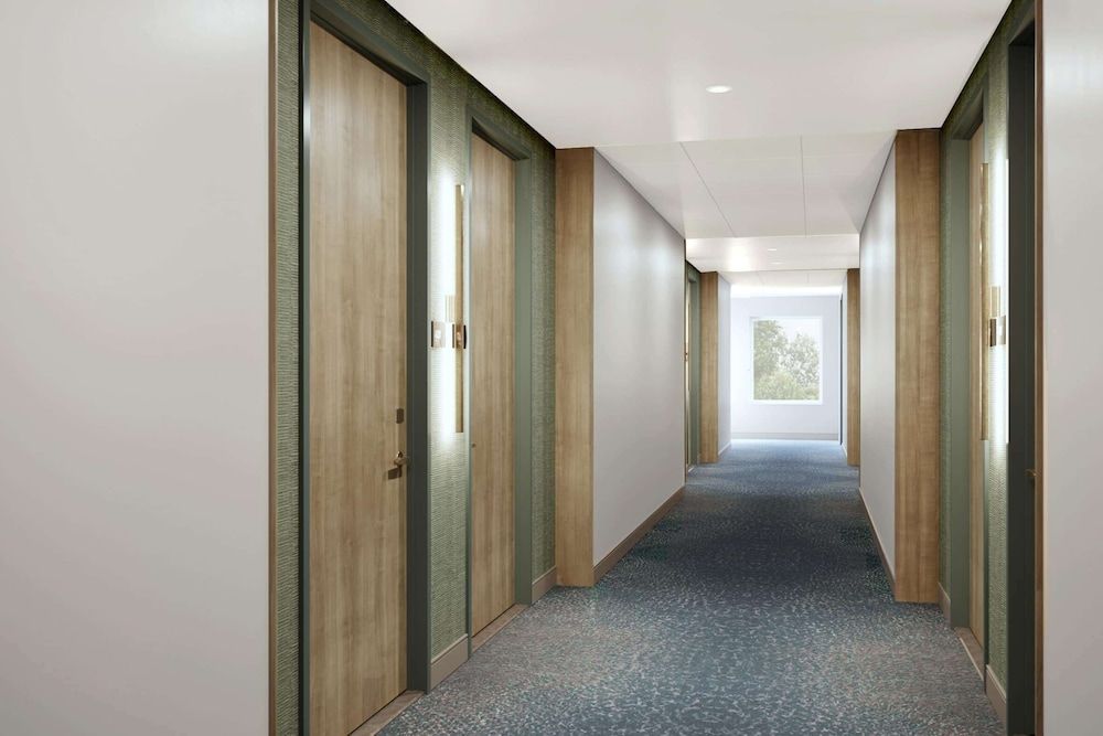 Wyndham Garden Orlando Airport - Free Airport Shuttle - PARK N' FLY Available 1