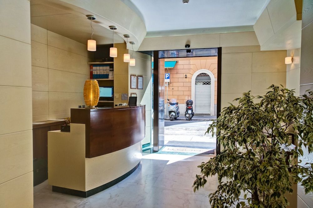 Crosti Hotel 1