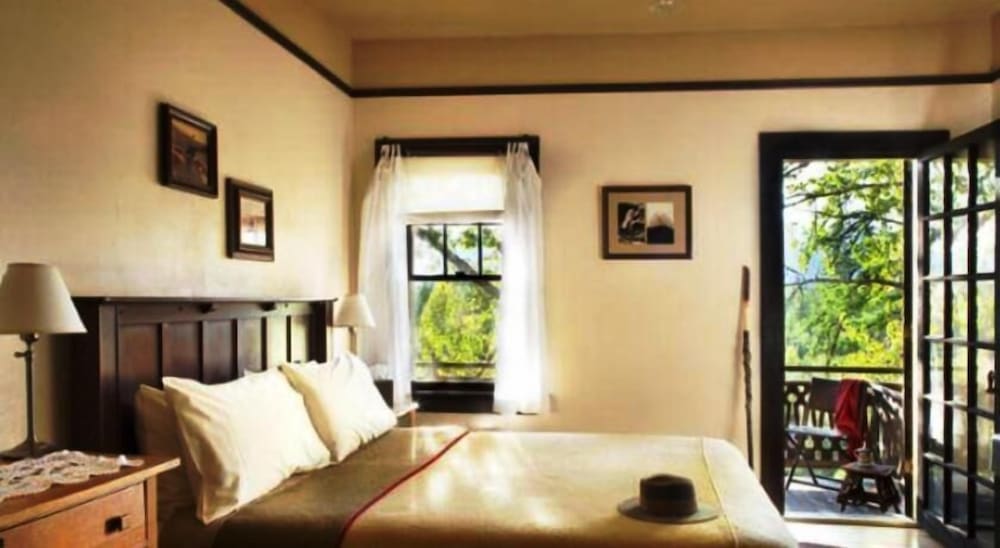 Belton Chalet 1