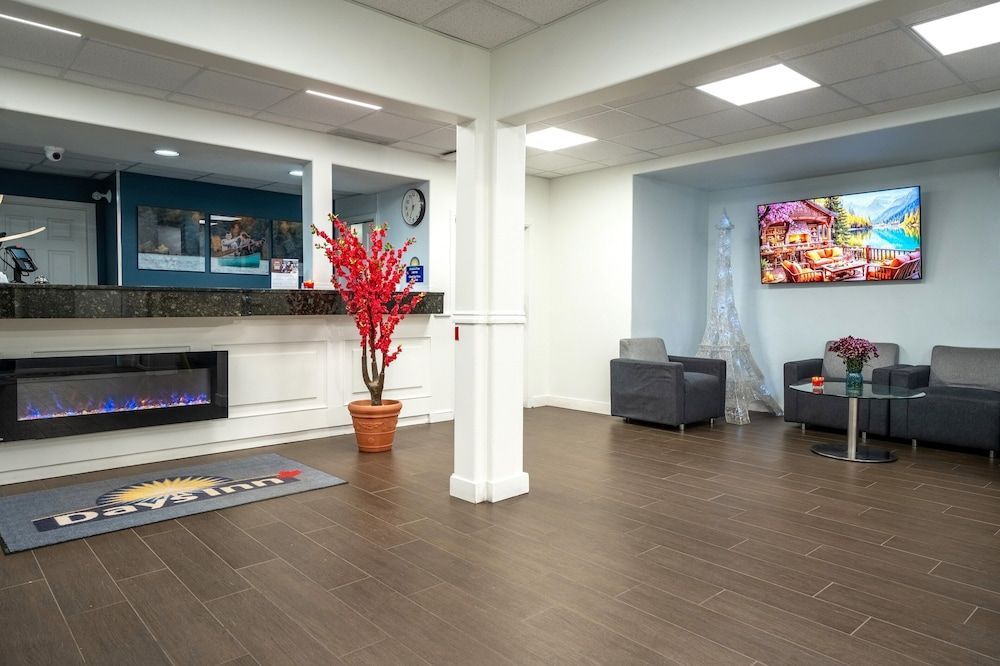 Days Inn by Wyndham Kamloops BC 2