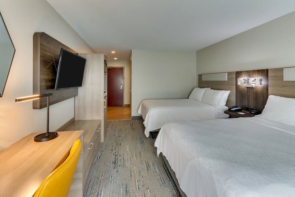 Holiday Inn Express & Suites ARDMORE by IHG 1