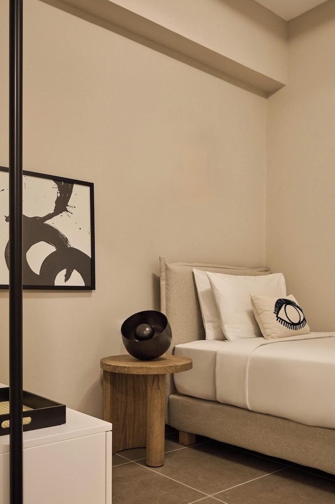 Finders Akadimias Suites 2