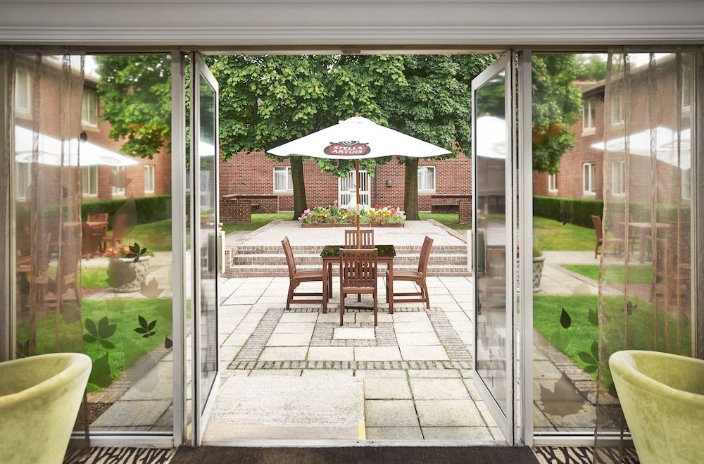 ORIDA Hotels Newbury 2