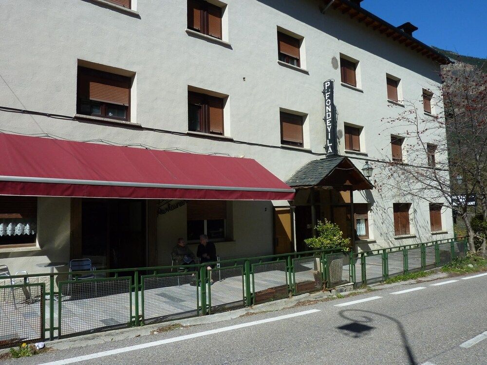 Hostal Fondevila 1