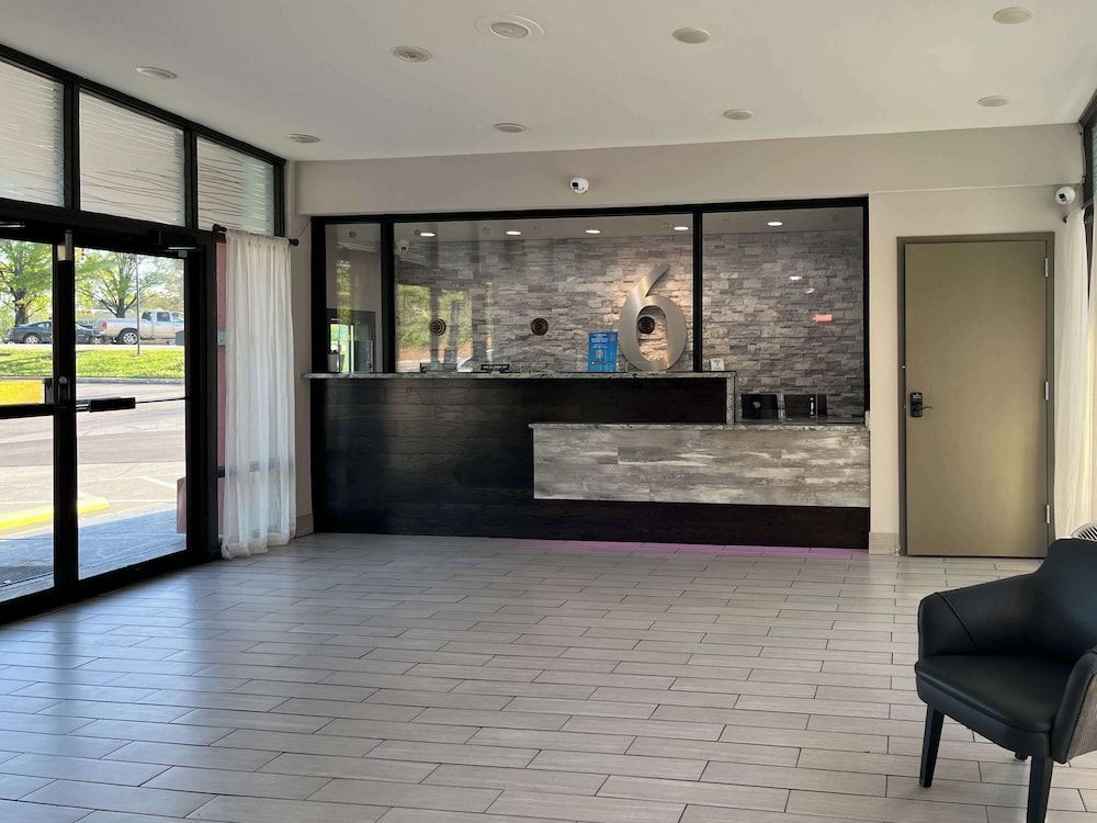 Motel 6 Raleigh, NC – Downtown South 2