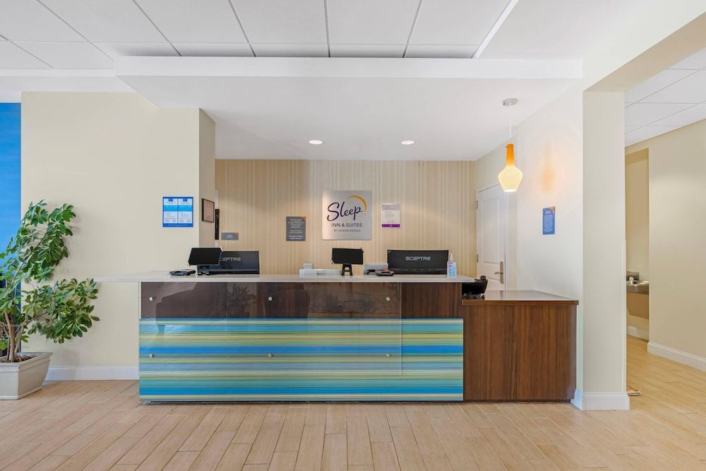 Sleep Inn & Suites Altoona North 2