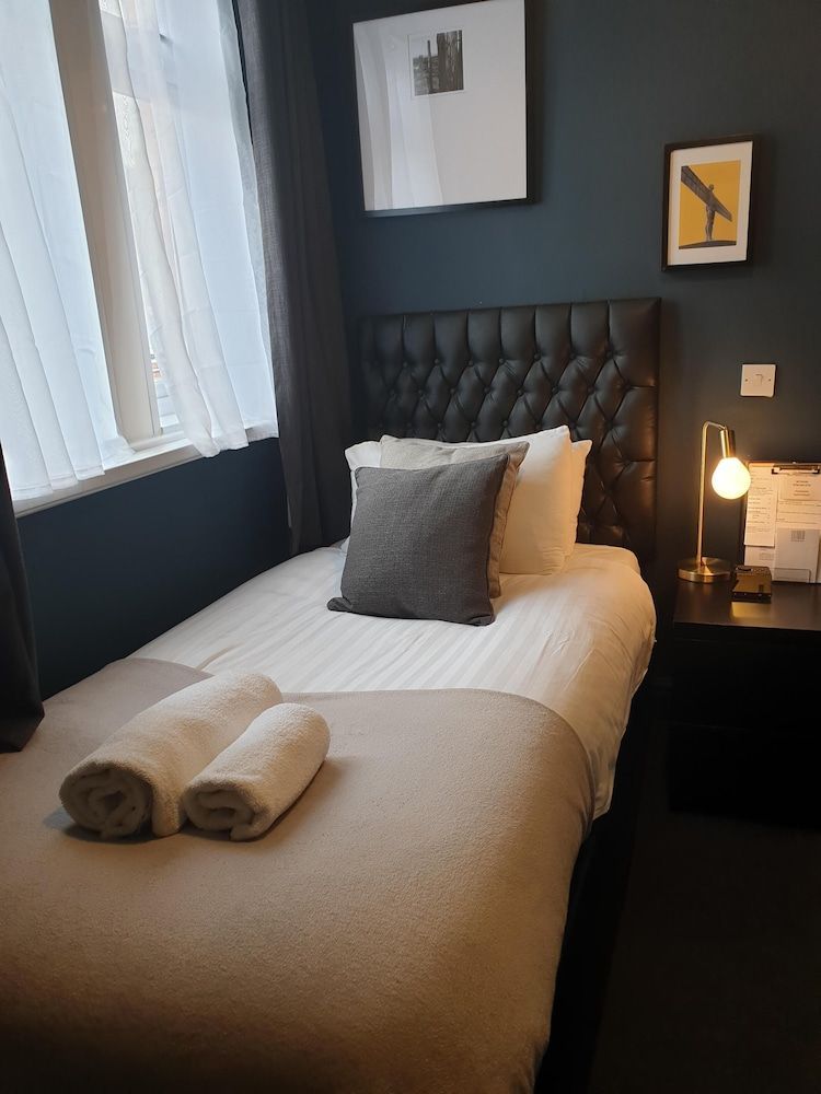 The Metropolitan Guest House 2
