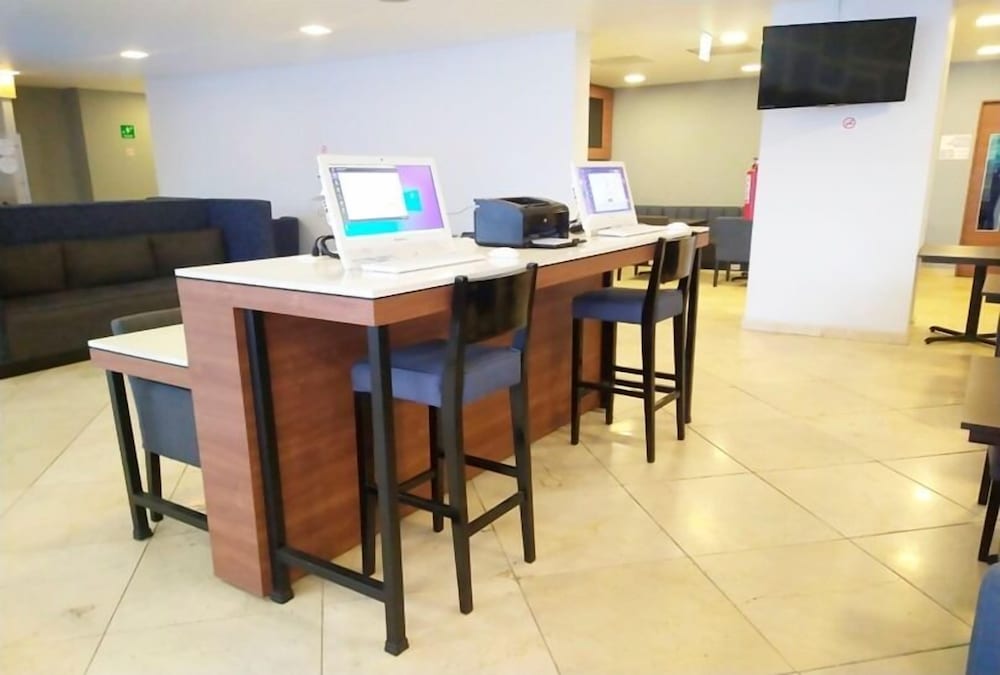 Holiday Inn Express MEXICO SANTA FE by IHG 2