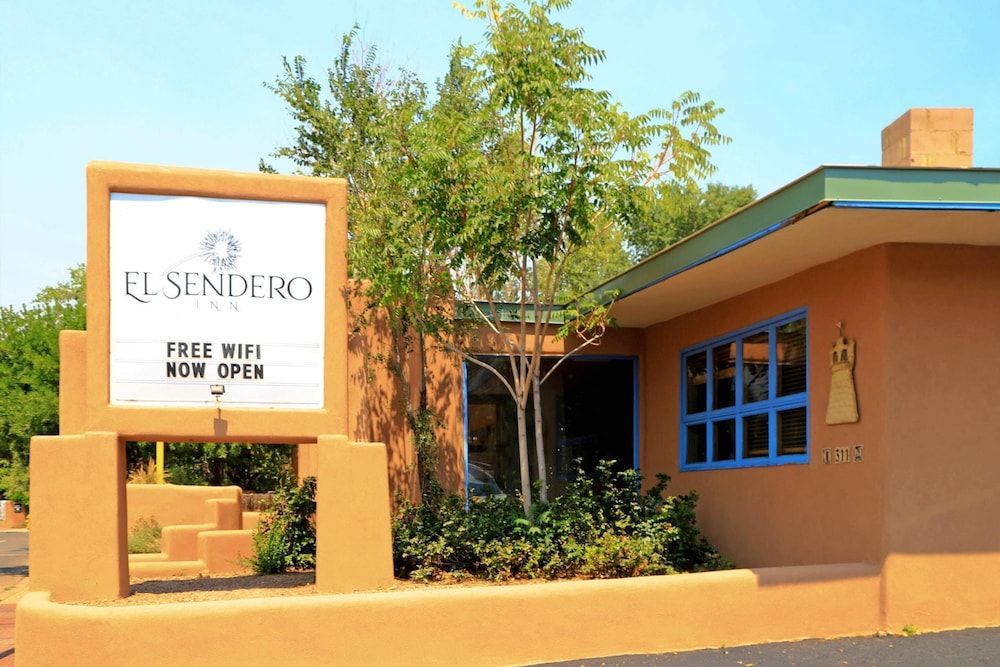 El Sendero Inn, an Ascend Collection Hotel 1
