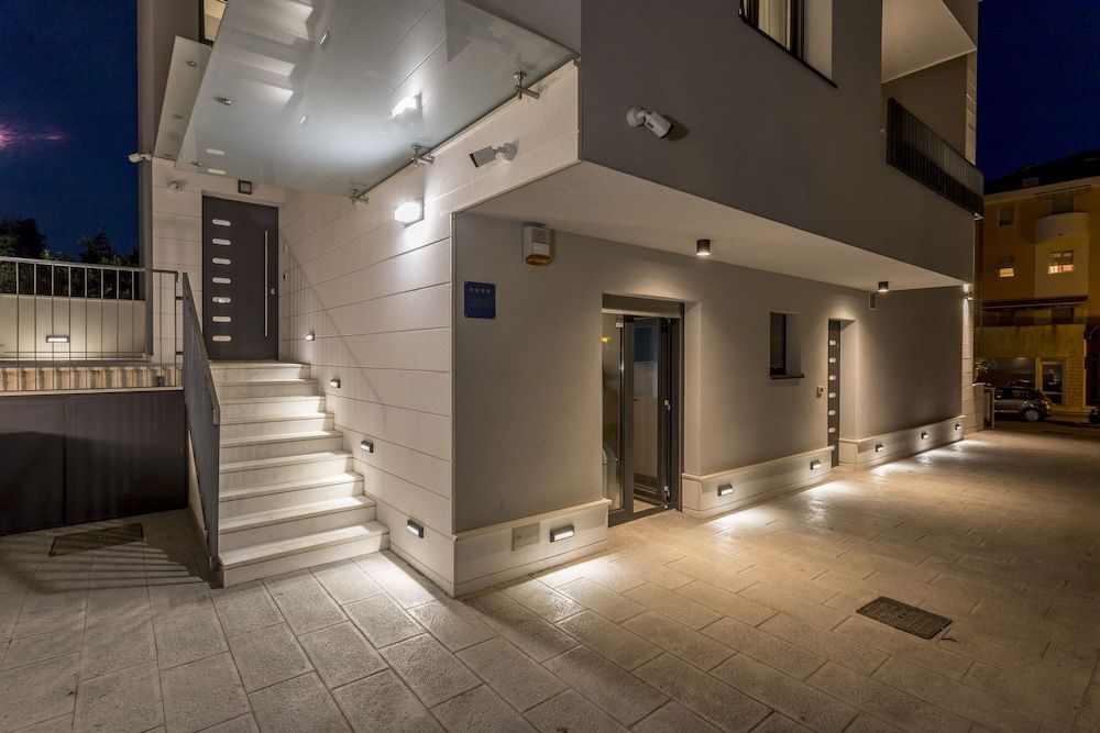 2NIGHTSTUDIOS 2
