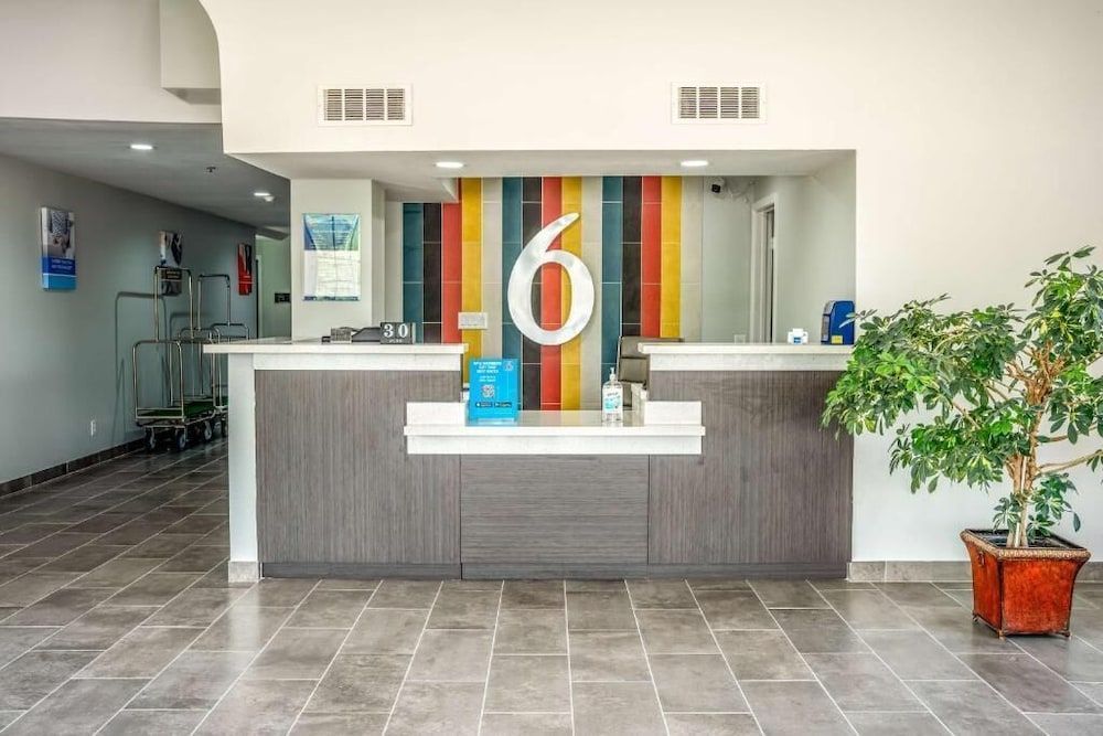 Studio 6 Claremore OK 1