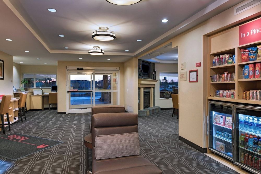 TownePlace Suites Fayetteville Cross Creek 2