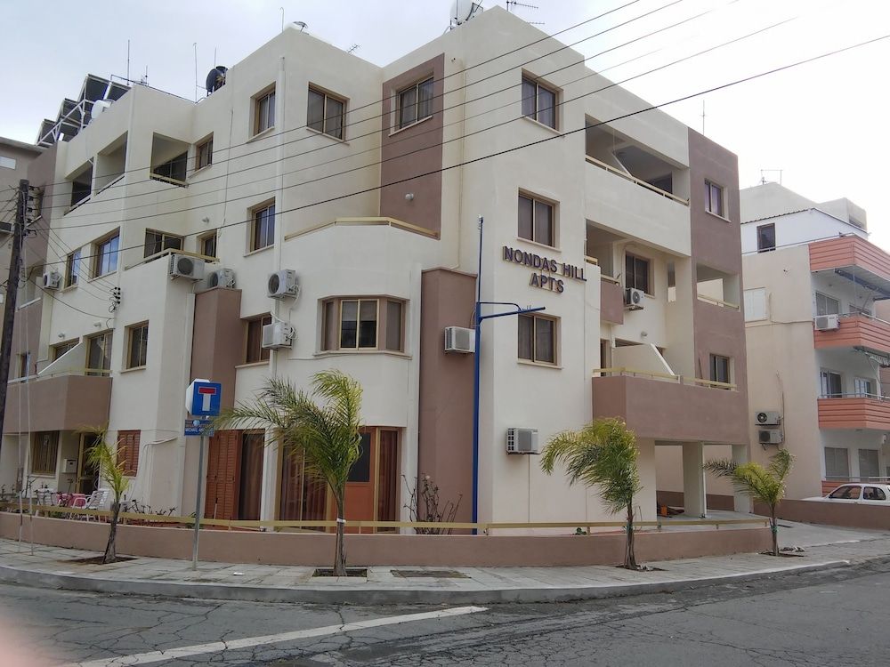 Nondas Hill Hotel Apartments 1