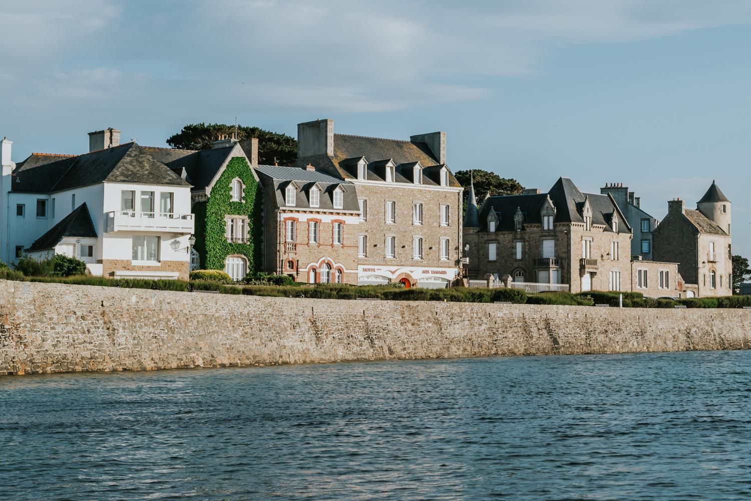Hôtel Aux Tamaris - Vue Mer 1