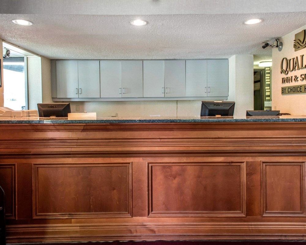 Quality Inn & Suites Gibsonia - Pittsburgh North 2