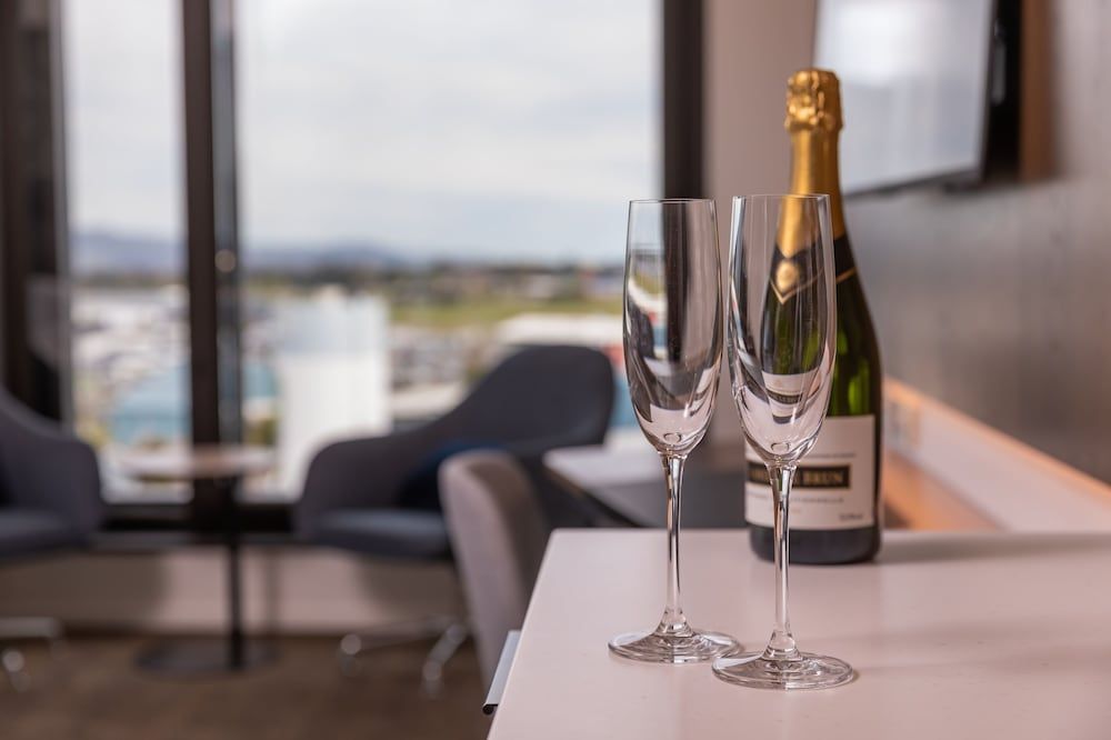 Novotel Christchurch Airport 2