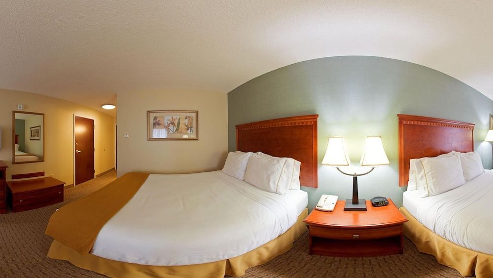 Holiday Inn Express & Suites COVINGTON by IHG 2