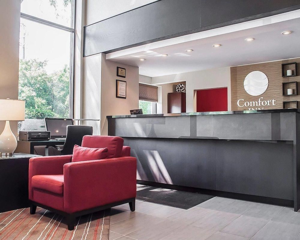 Comfort Inn 2
